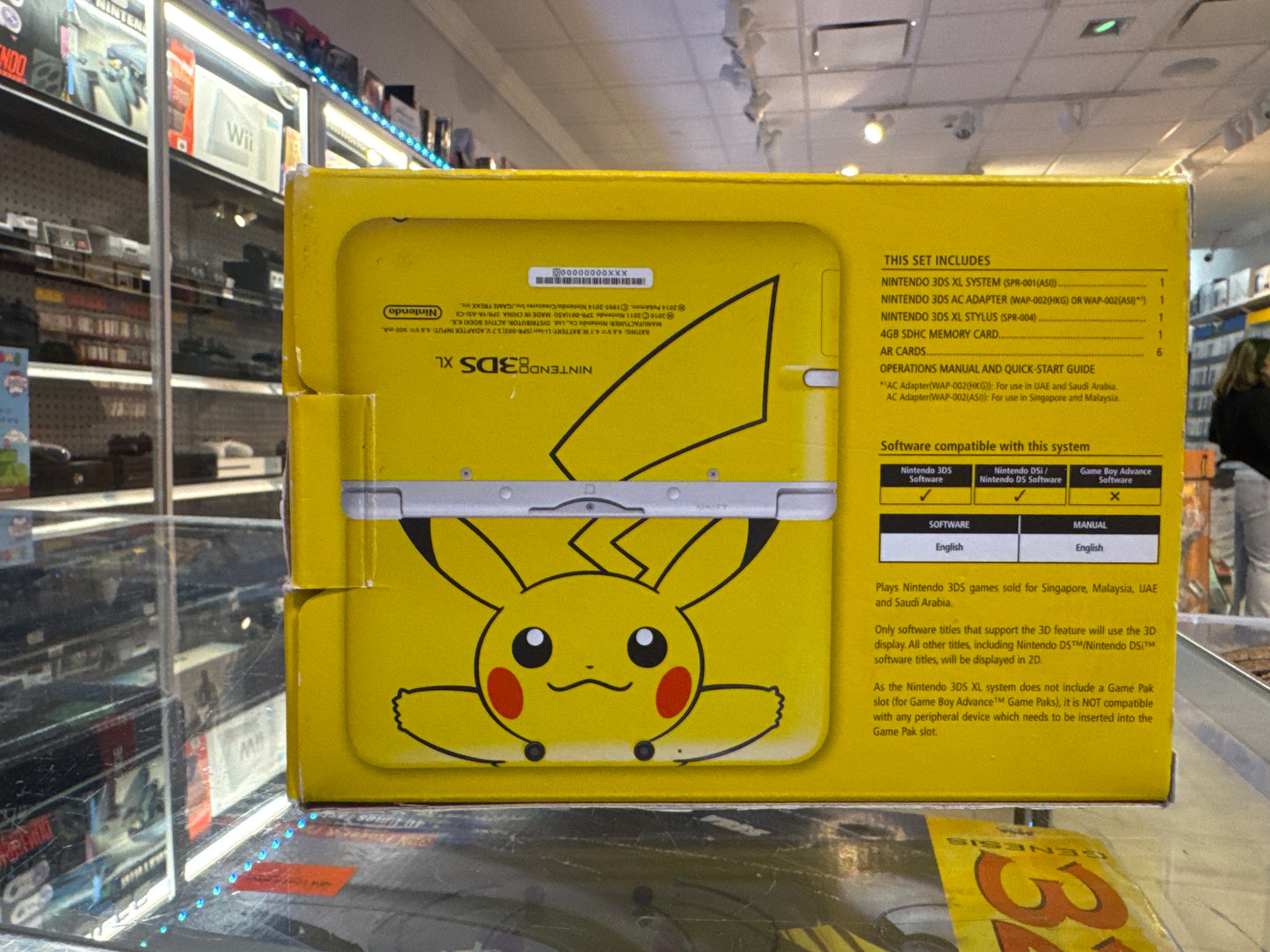 Nintendo 3DS XL Yellow Pikachu Limited Edition - Nintendo 3DS