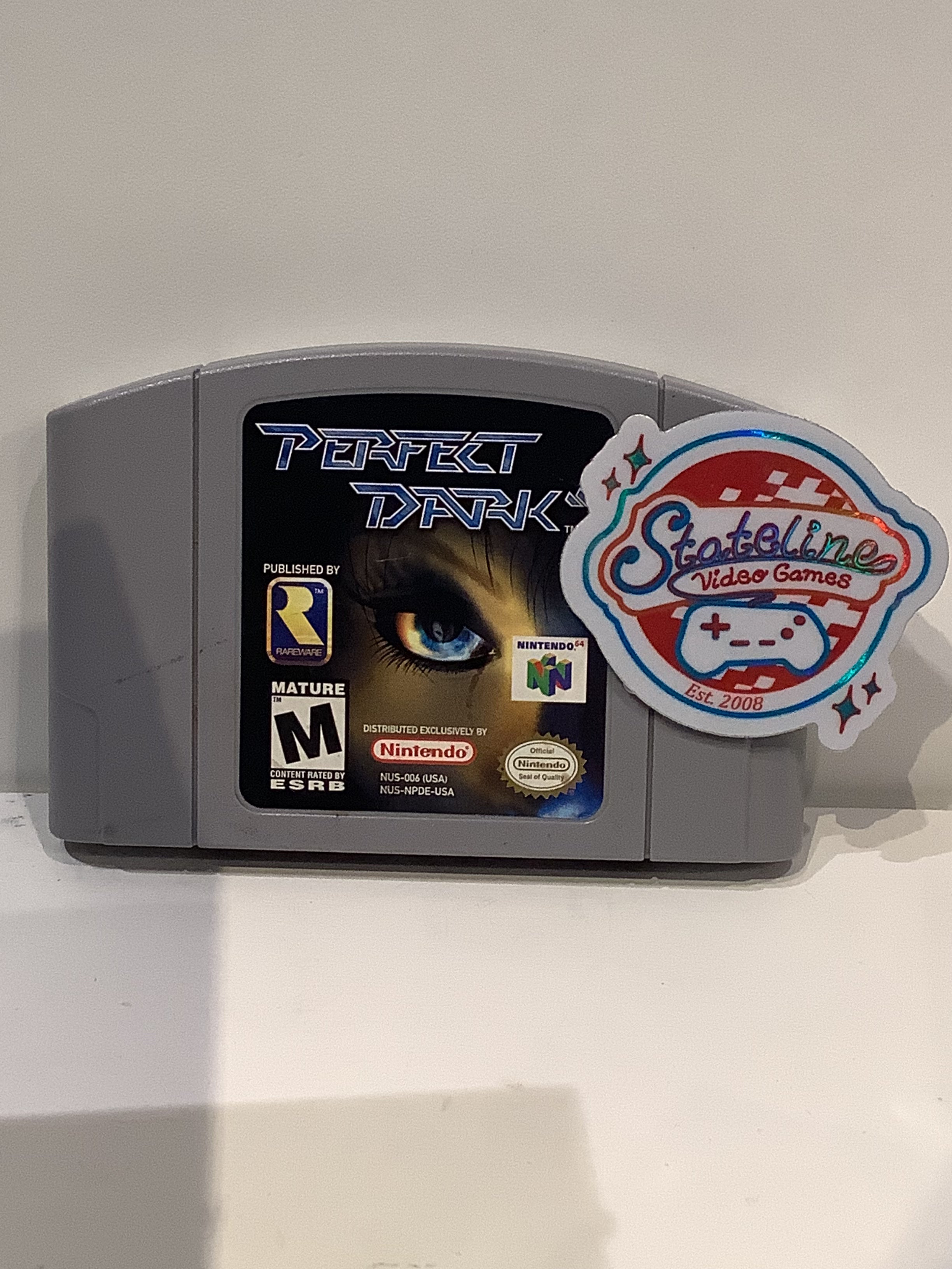 Perfect Dark Nintendo 64 - Main Image