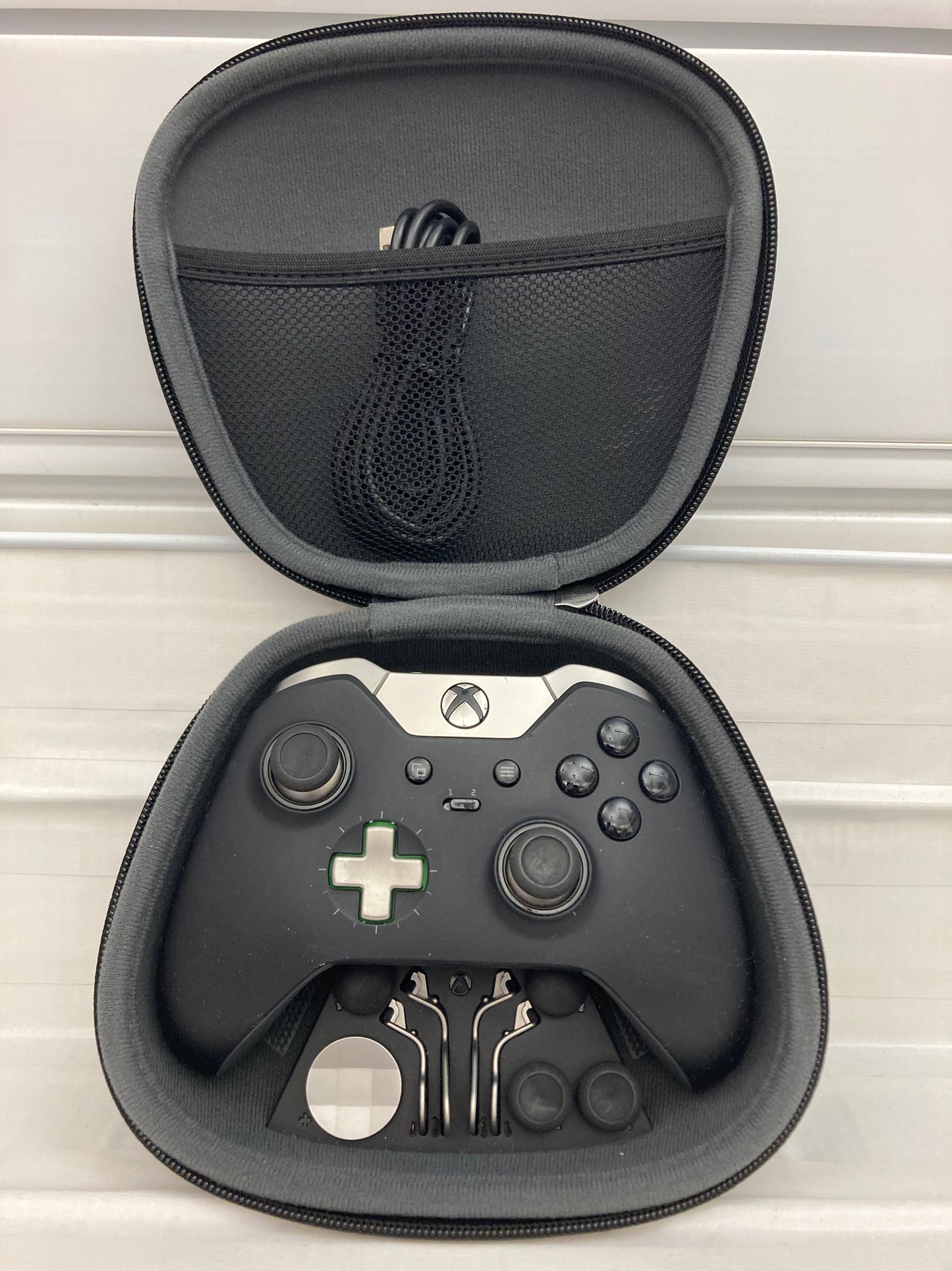 Xbox One Elite Wireless Controller - Xbox One