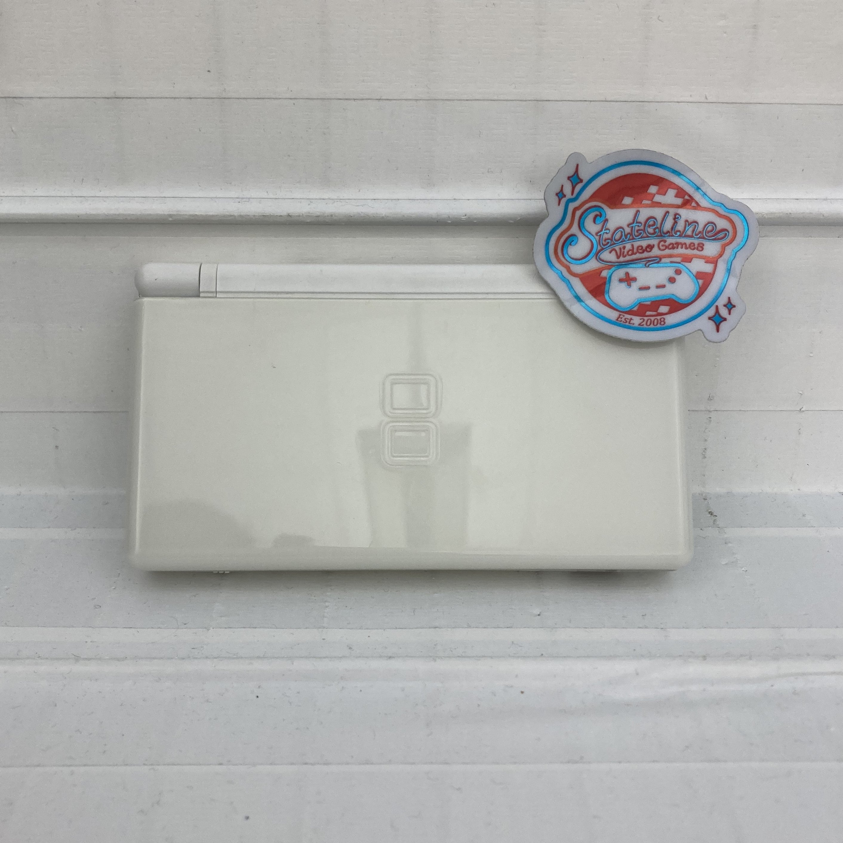 Nintendo DS Lite Console - Nintendo DS – Stateline Video Games Inc.