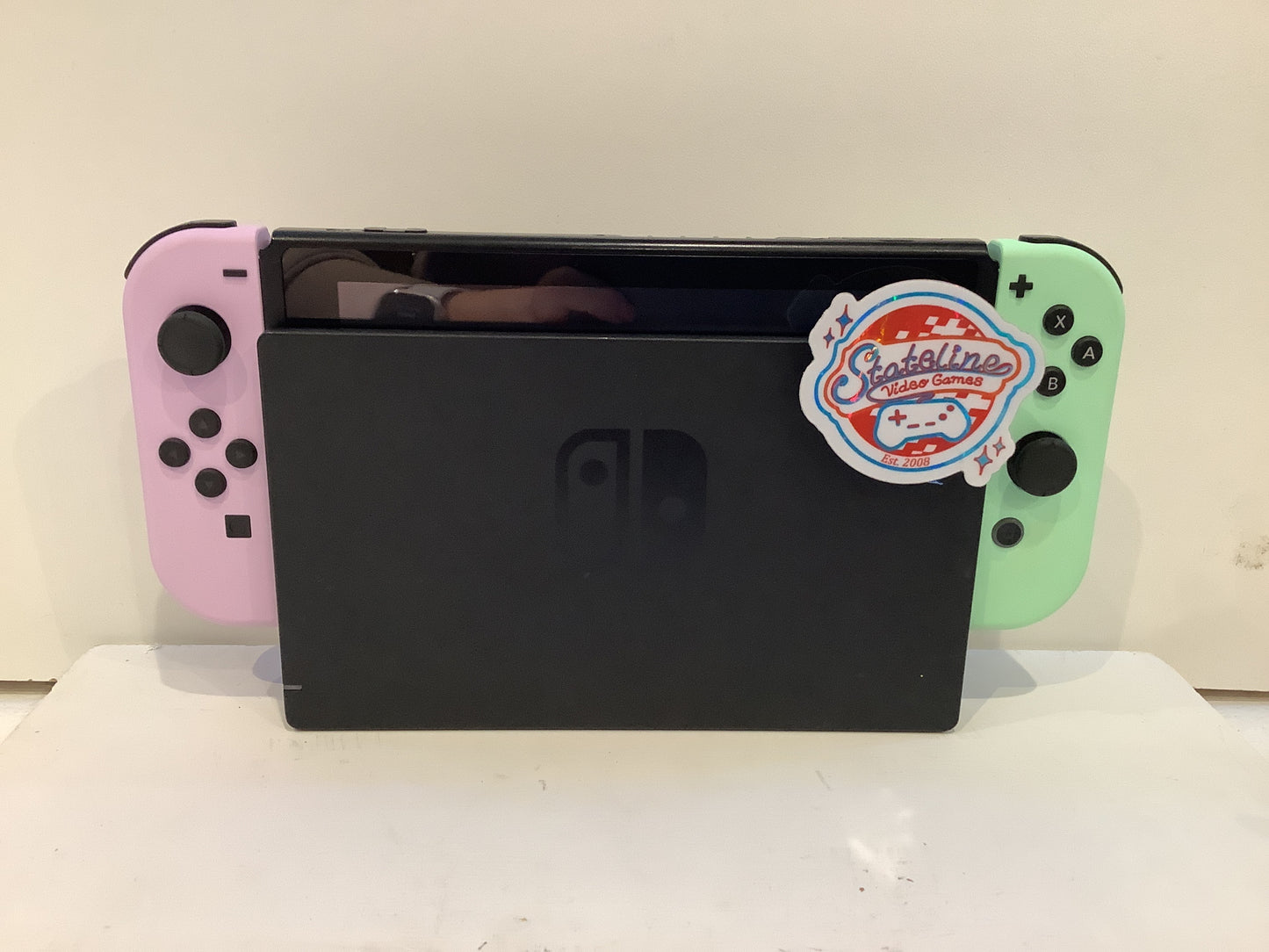 Nintendo Switch Console - Nintendo Switch