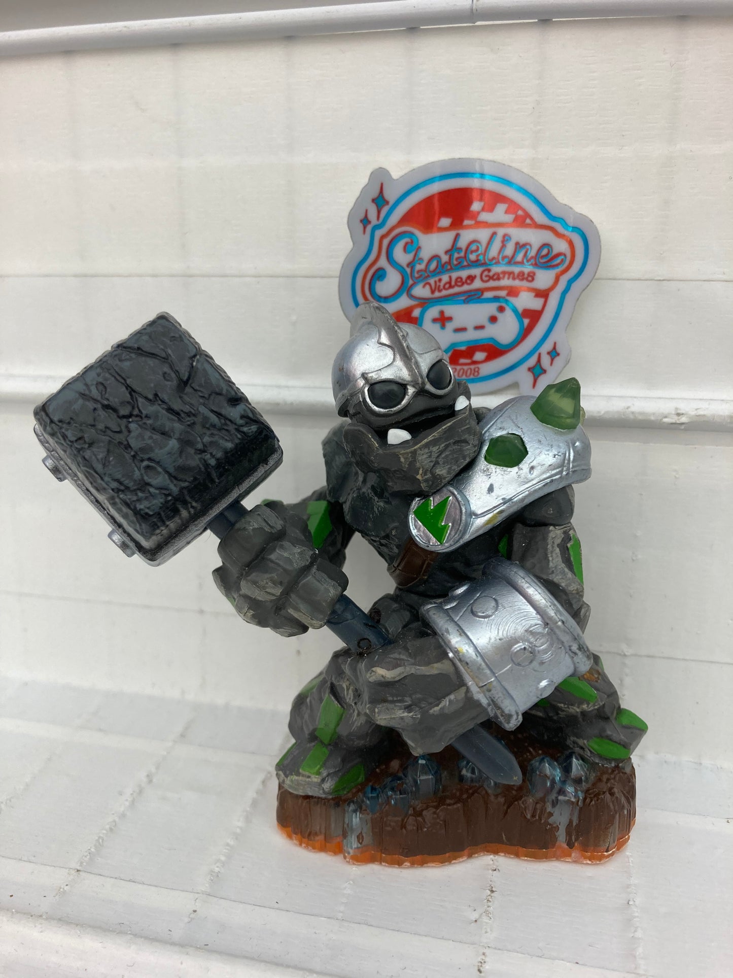 Crusher - Giants - Skylanders