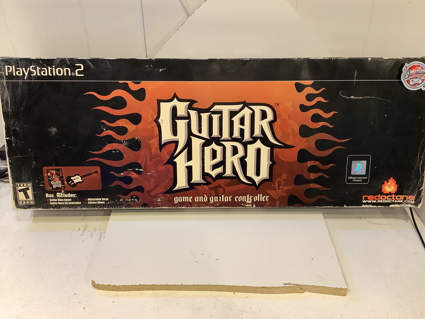 Guitar Hero [Guitar Bundle] - Playstation 2
