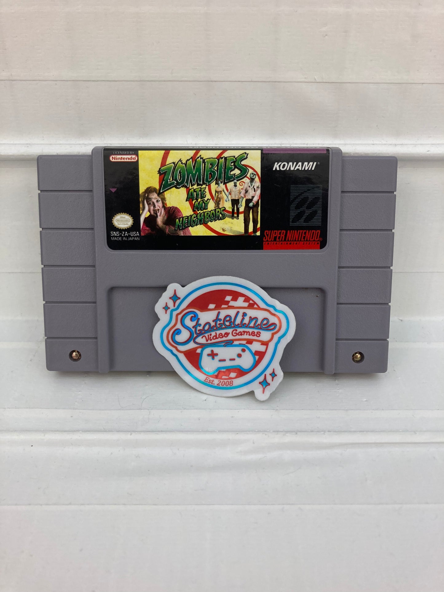 Zombies Ate My Neighbors - Super Nintendo