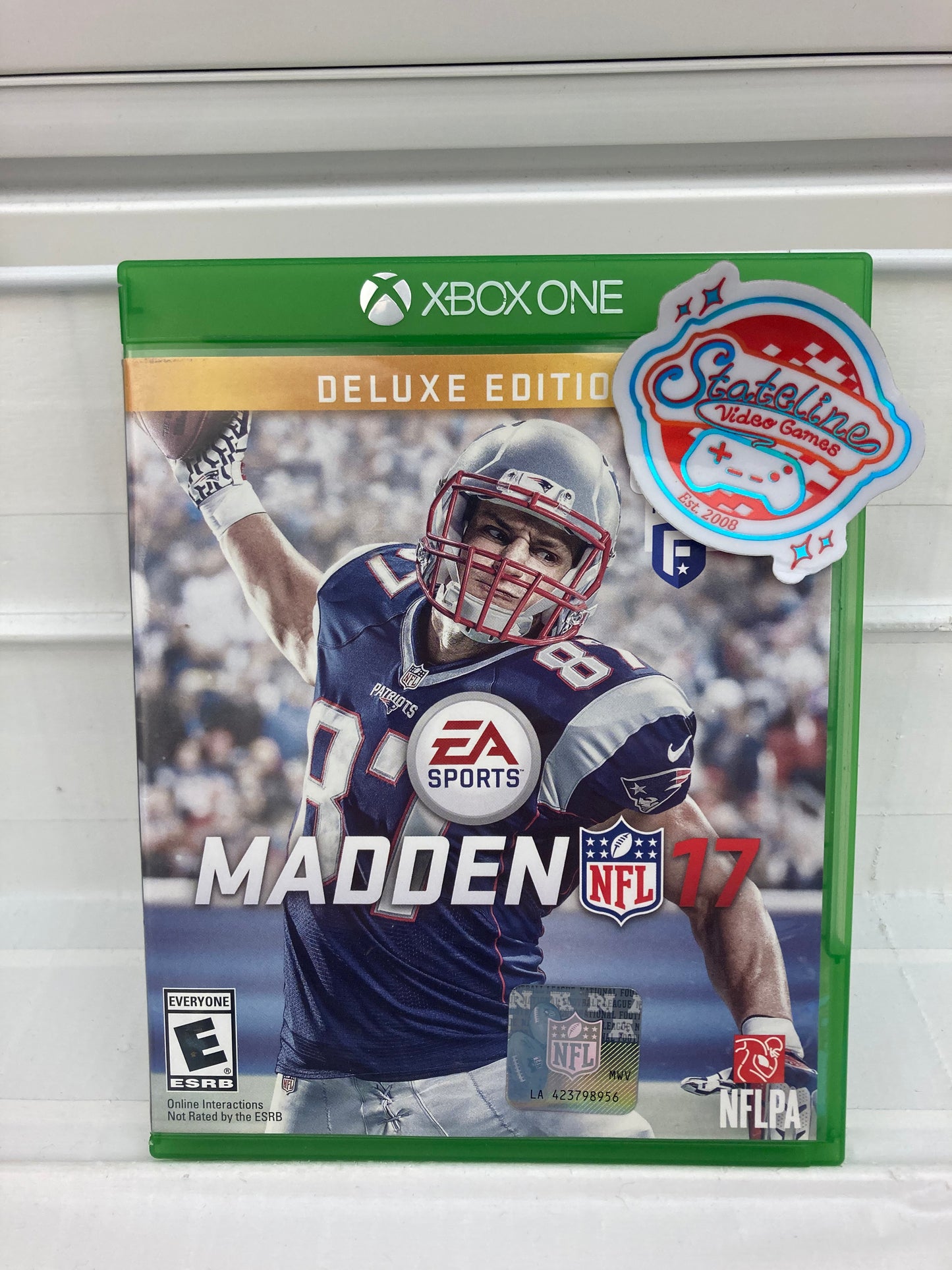 Madden NFL 17 Deluxe Edition - Xbox One